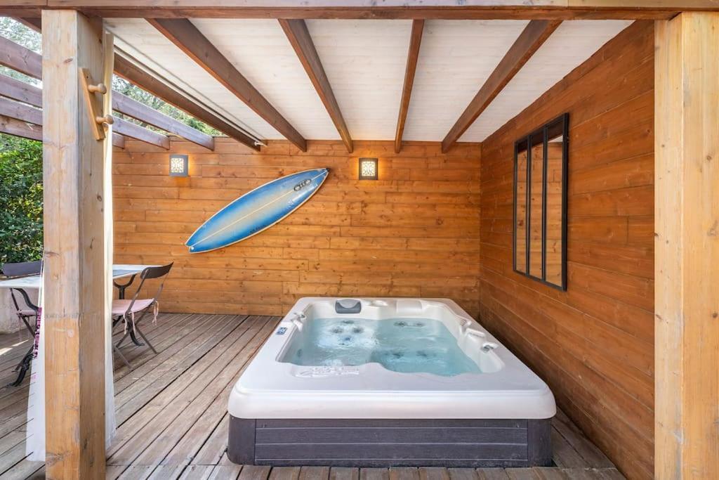 Апартаменты Studio Jacuzzi Prive A 8 Min A Pied De La Plage Ла-Сьота Экстерьер фото